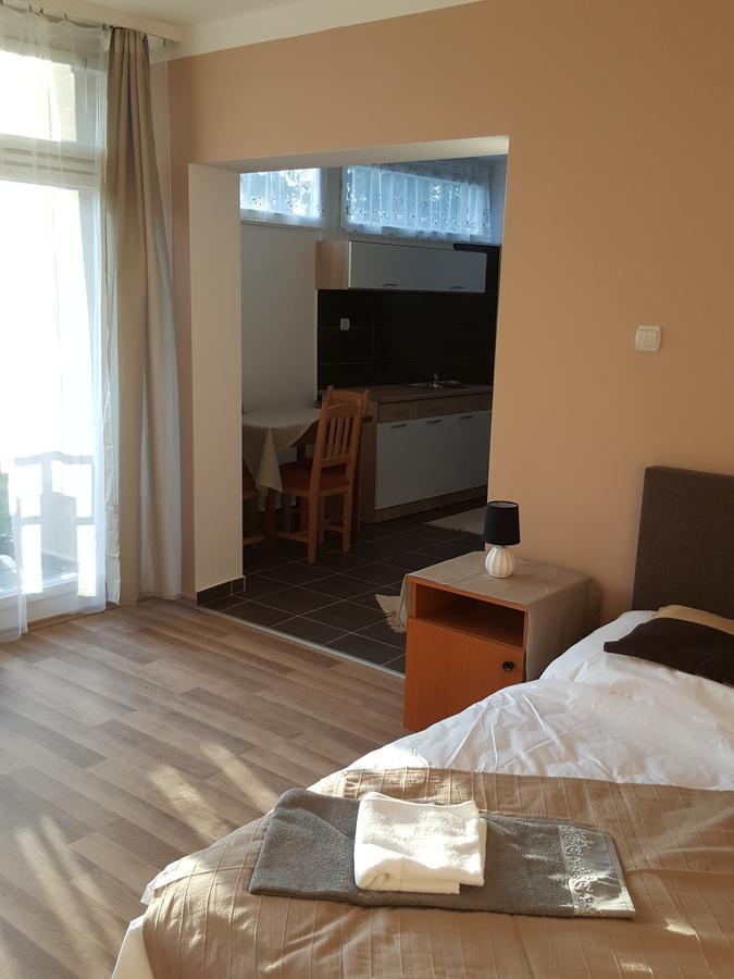 Bereny Panzio Bed & Breakfast Balatonbereny Luaran gambar
