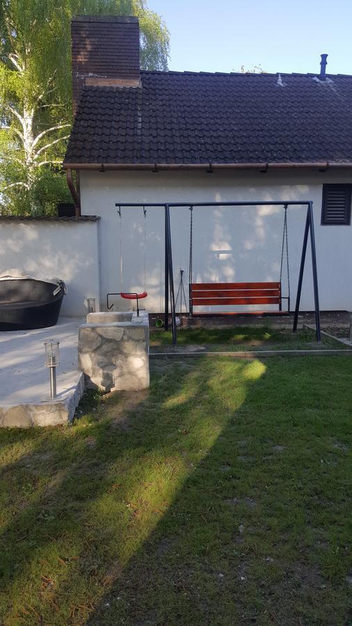 Bereny Panzio Bed & Breakfast Balatonbereny Luaran gambar