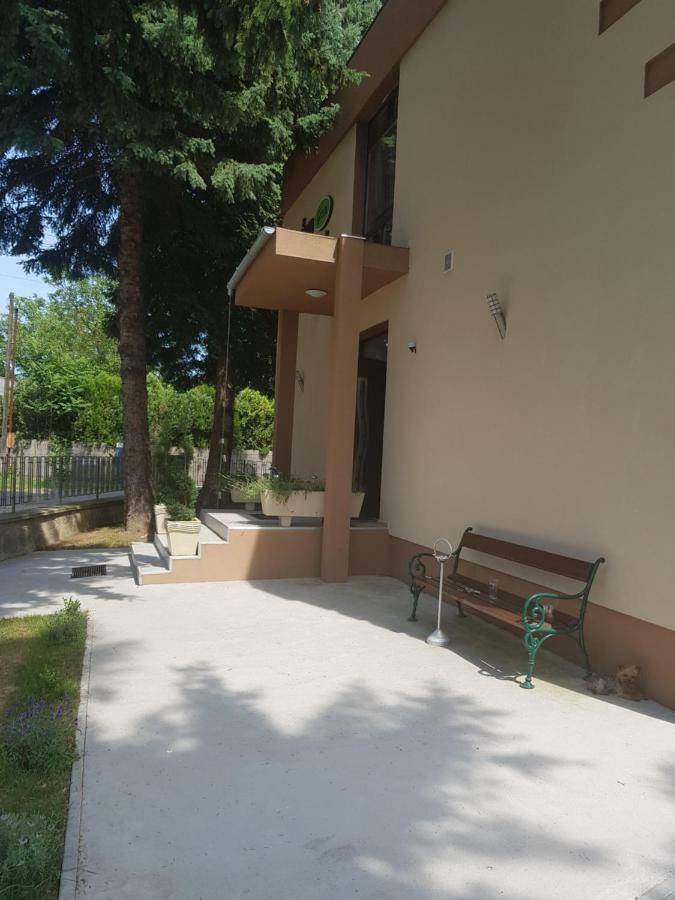Bereny Panzio Bed & Breakfast Balatonbereny Luaran gambar