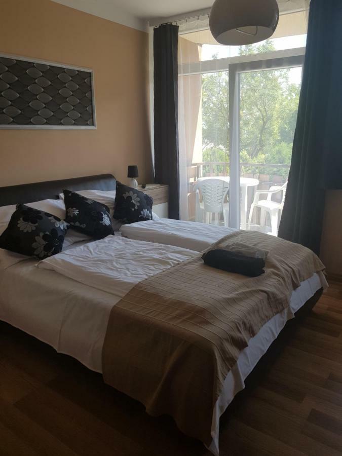 Bereny Panzio Bed & Breakfast Balatonbereny Luaran gambar