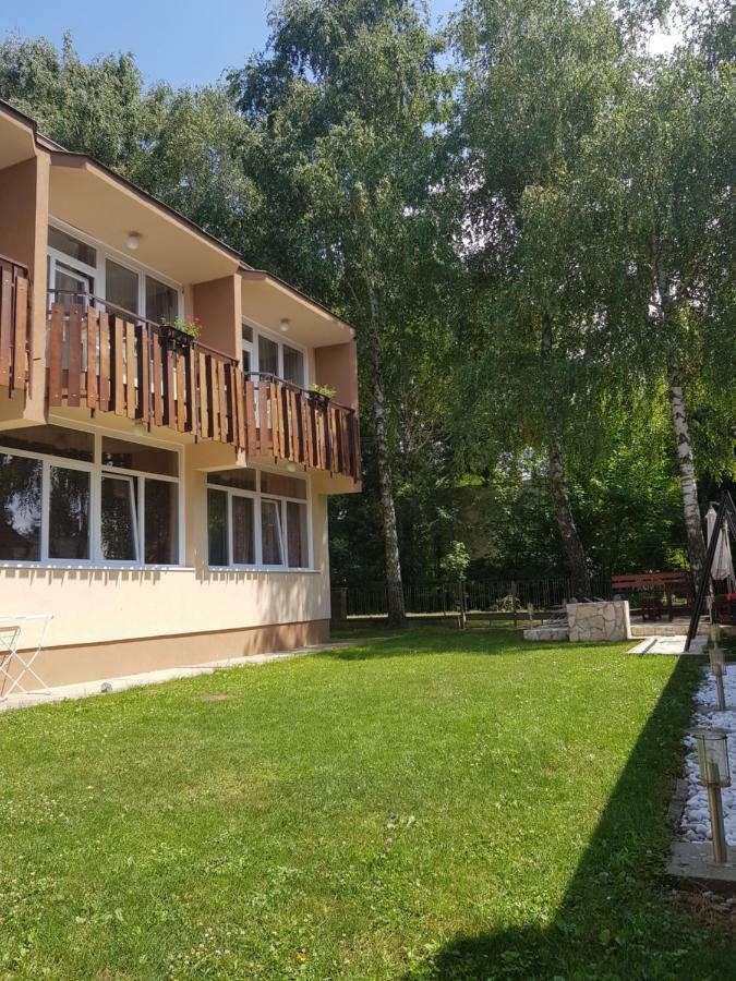Bereny Panzio Bed & Breakfast Balatonbereny Luaran gambar