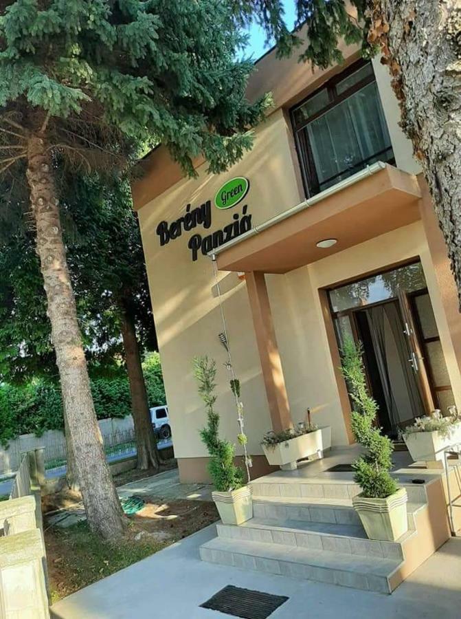 Bereny Panzio Bed & Breakfast Balatonbereny Luaran gambar